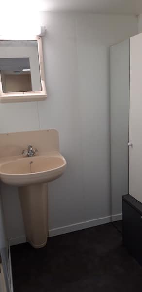 Locations mobilhomes Lespielle salle d'eau